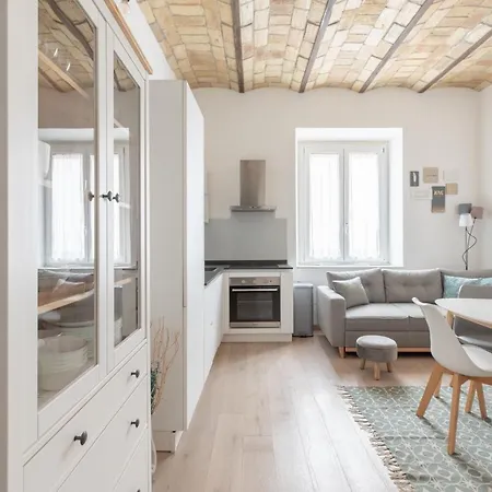 Iflat Saint Peter Bright Apartment-3